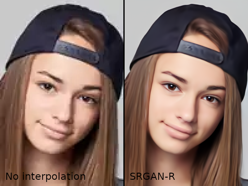 無補間の4倍拡大と改造SRGAN-Rによる超解像との比較画像。 左右に同じ画像を拡大したものが配置されており、左半分が無補間で右半分がSRGAN-Rである。 若い女子の顔が写っている。