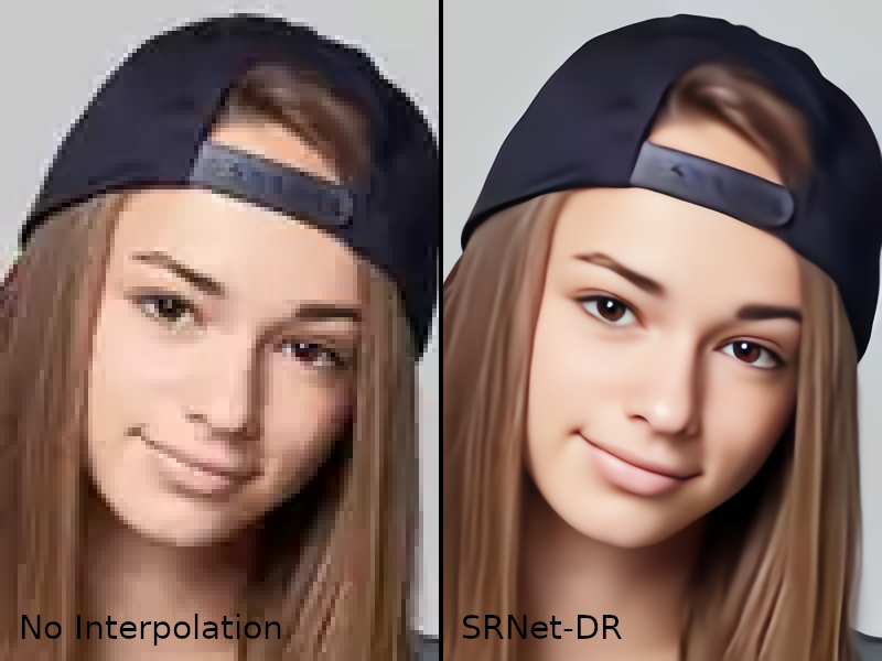 無補間の4倍拡大とSRNet-DRによる超解像復元との比較画像。 左右に同じ画像を拡大したものが配置されており、左半分が無補間で右半分がSRNet-DRである。 若い女子の顔が写っている。
